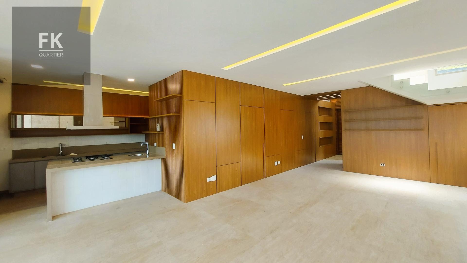 Casa à venda com 4 quartos, 4 suítes, 5 vagas e 450m² no Tamboré, Barueri (SP) — foto 3 de 22