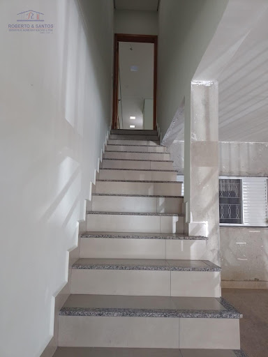 Escadas para a casa de cima