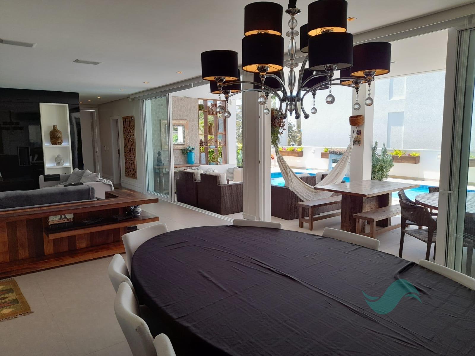 Casa à venda com 4 quartos, 4 suítes, 5 vagas e 500m² no Jurerê Internacional, Florianópolis (SC) — foto 13 de 30