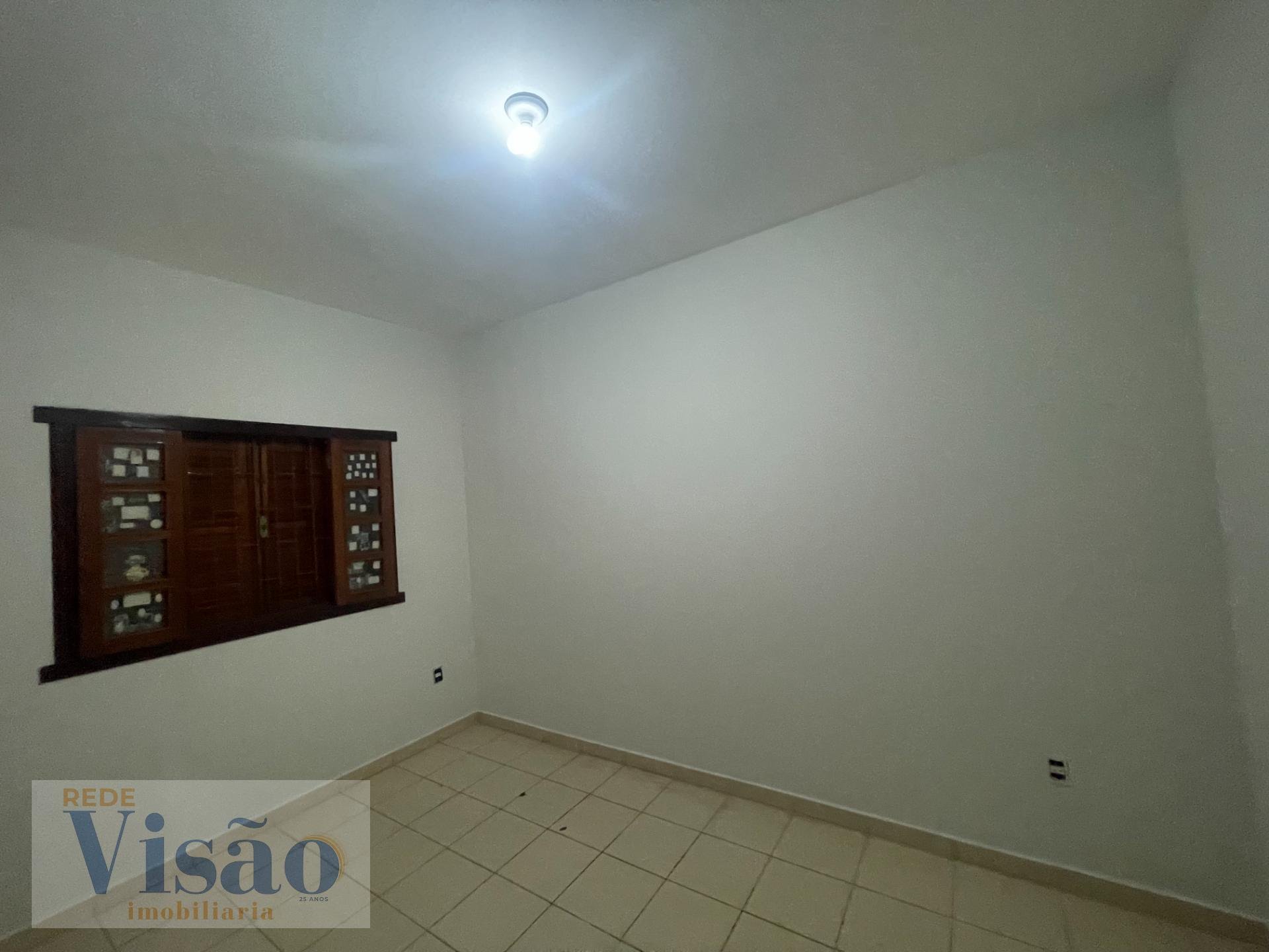 Casa à venda com 3 quartos, 1 suíte e 2 vagas no Alto do Córrego, Paracatu (MG) — foto 24 de 30