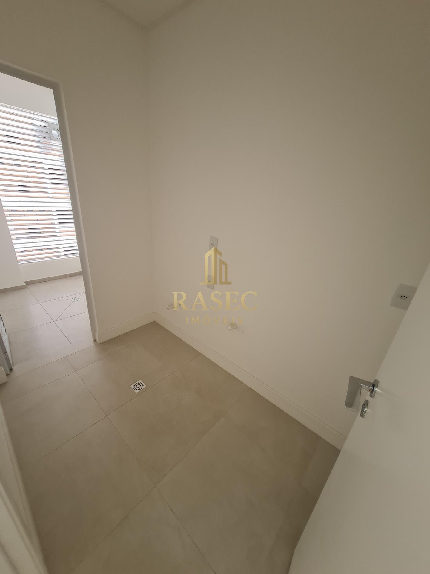 Apartamento à venda com 3 quartos, 1 suíte e 2 vagas no Souza Cruz, Brusque (SC) — foto 7 de 13