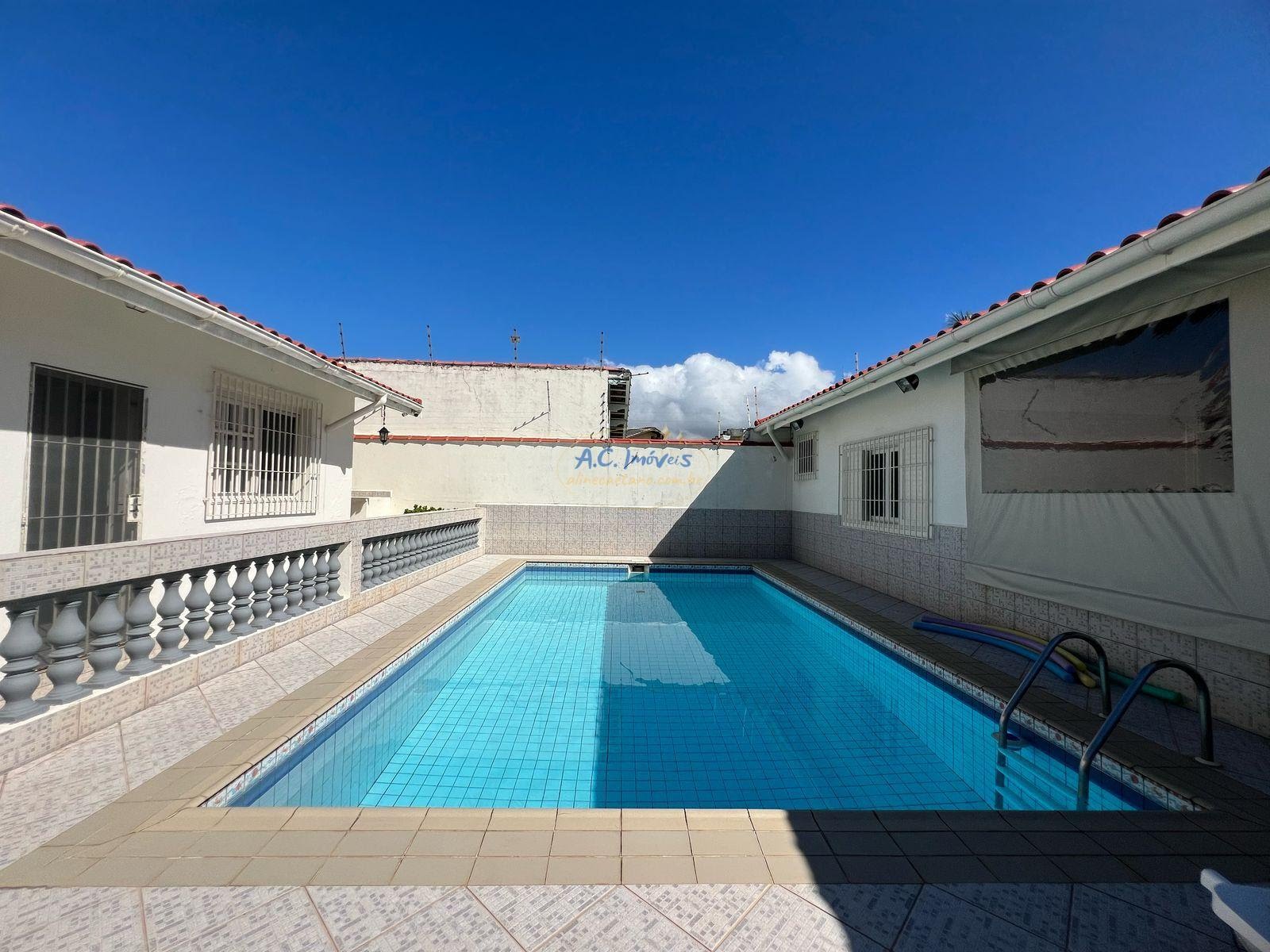 Casa à venda com 3 quartos, 2 suítes, 5 vagas e 151m² no Balneario Flórida, Praia Grande (SP) — foto 4 de 20