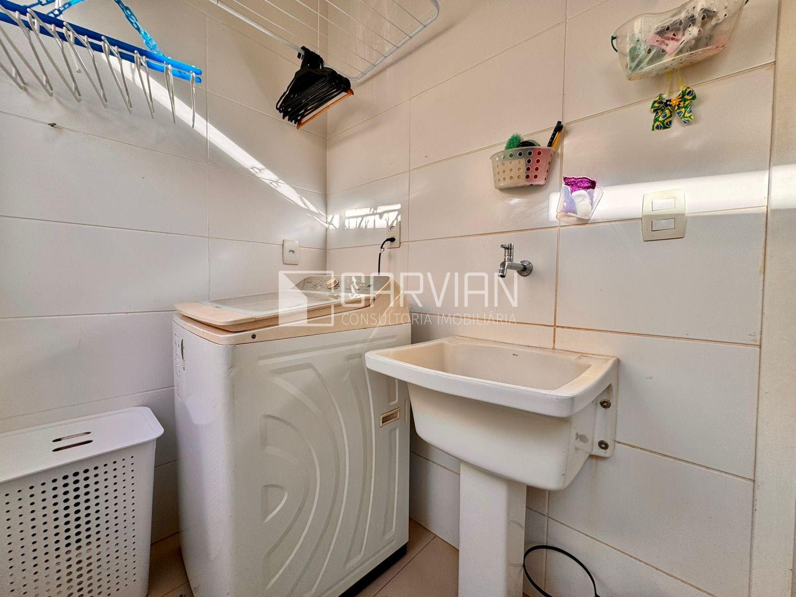 Casa à venda com 3 quartos, 3 suítes, 4 vagas e 236m² no Jardim Santa Cecilia, Ribeirão Preto (SP) — foto 3 de 30