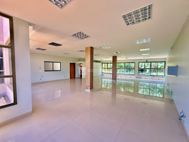 Prédio Inteiro em Santo Antônio  -  Catalão