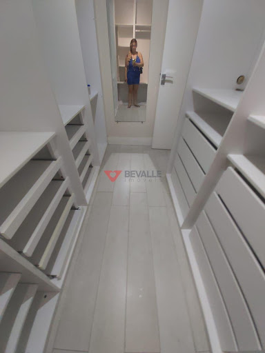 Apartamento à Venda em Campo Grande, RJ com 3 Quartos e Suíte