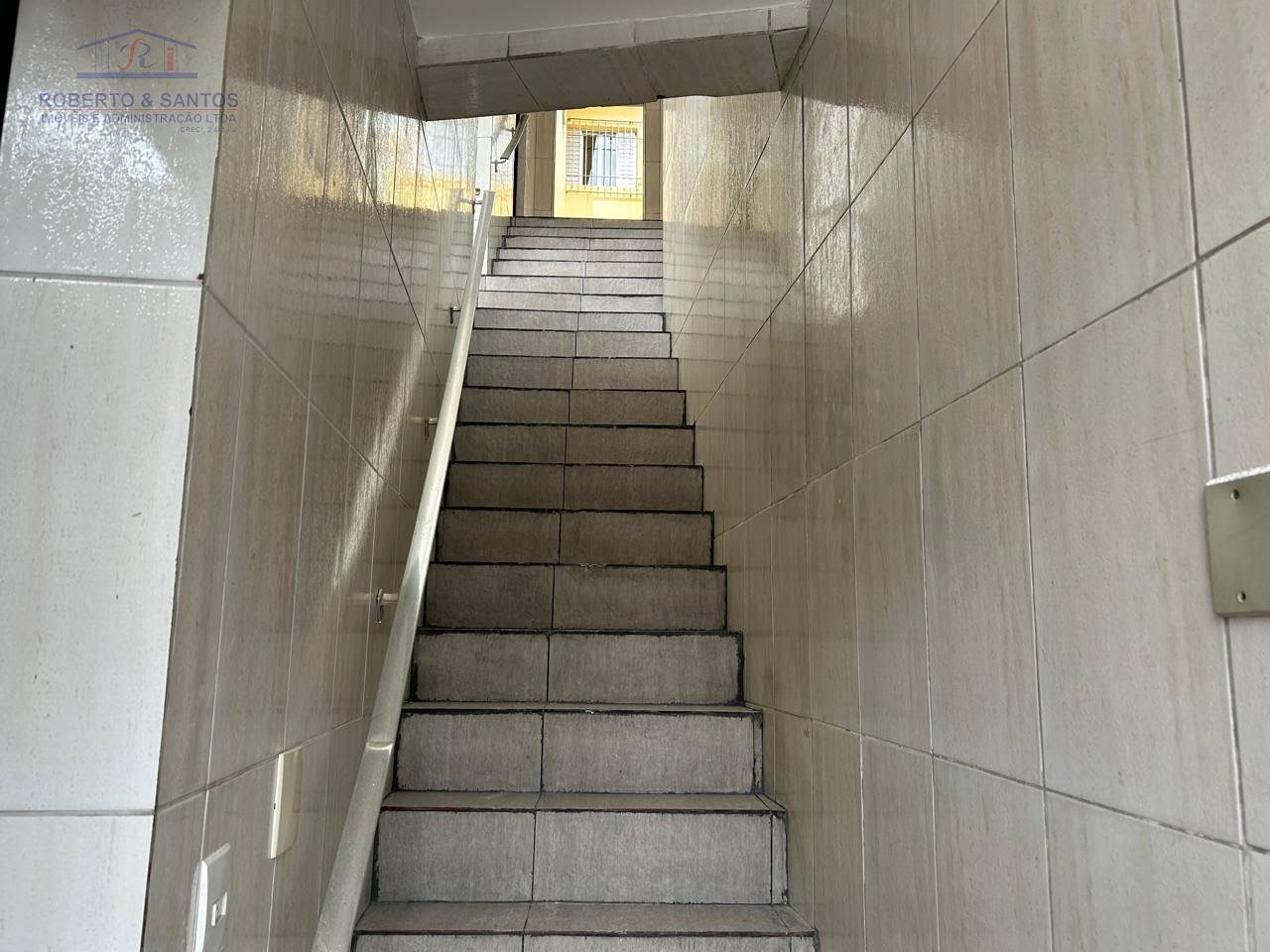 Escadas de acesso