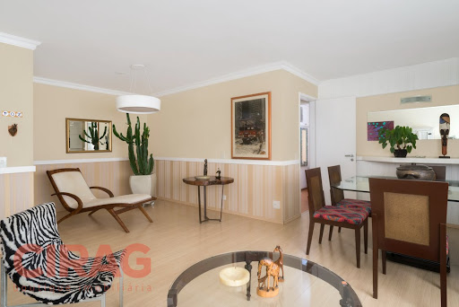 Jardins - 105 m² - 3 Dormitórios - 1 Suíte - 2 Vagas