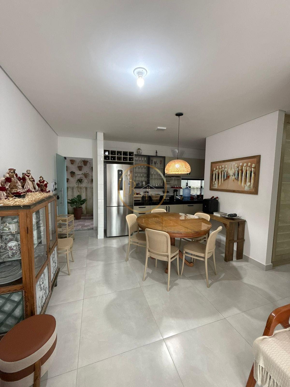 Apartamento para alugar com 3 quartos, 1 suíte, 1 vaga e 100m² no Taperapuan, Porto Seguro (BA) — foto 3 de 14