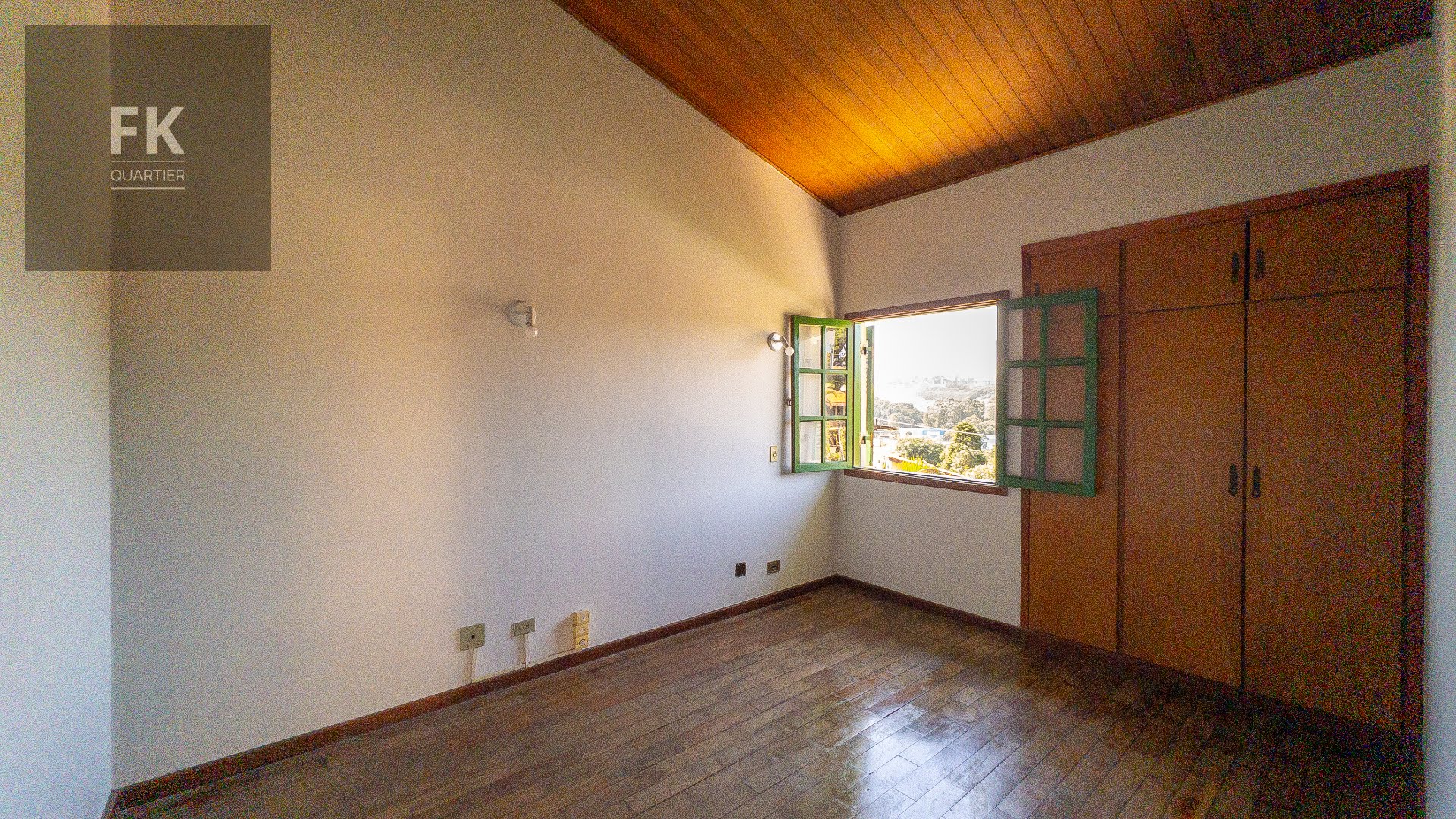 Casa à venda com 3 quartos, 1 suíte, 4 vagas e 171m² no Chácara Pavoeiro, Cotia (SP) — foto 16 de 25