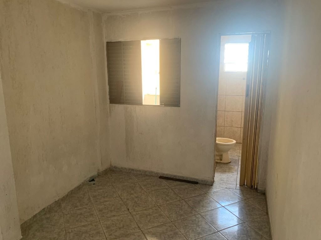 Casa à venda com 6 quartos, 5 banheiros, 4 vagas e 270m² no Parque Rodrigo Barreto, Arujá (SP) — foto 12 de 14