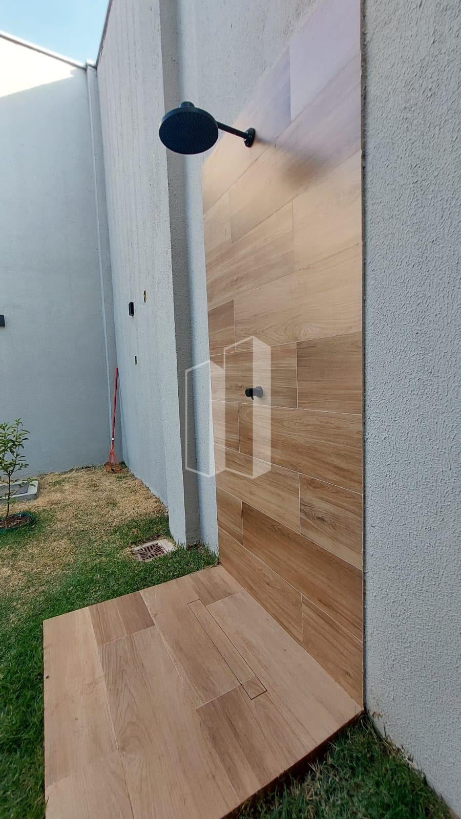 Casa à venda com 4 quartos, 3 suítes, 4 vagas e 212m² no Jardins Porto, Senador Canedo (GO) — foto 26 de 27