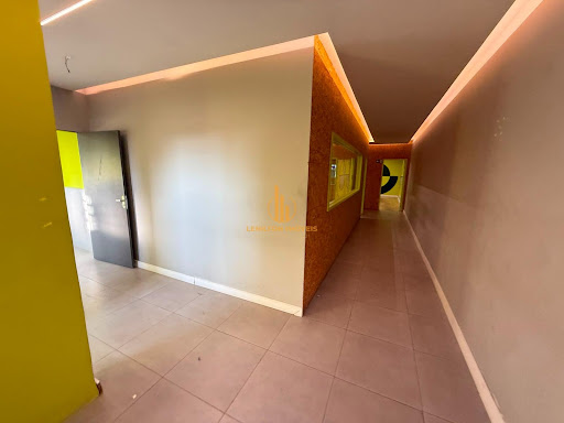 Salão para Locação em Parque das Nações, Santo André - 368m²