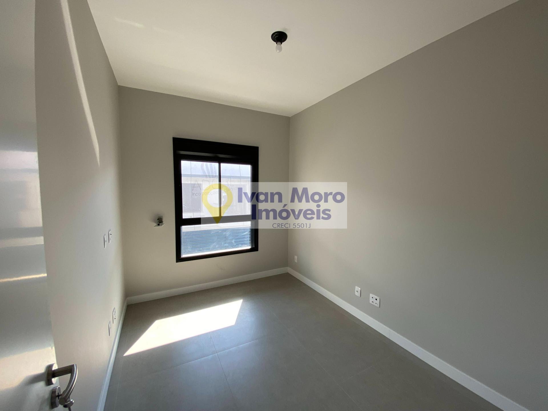 Apartamento à venda com 1 quarto, 1 suíte, 1 vaga e 53m² no Cachoeira do Bom Jesus, Florianópolis (SC) — foto 11 de 30