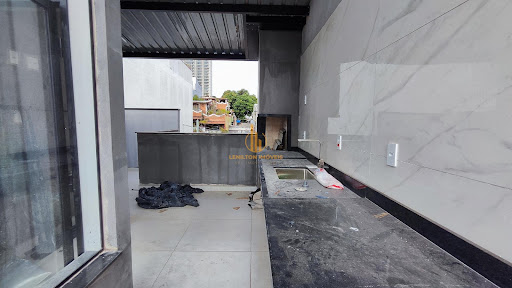 Sobrado à venda no Jd. Bela Vista, Santo André, 3 suítes, 150m²