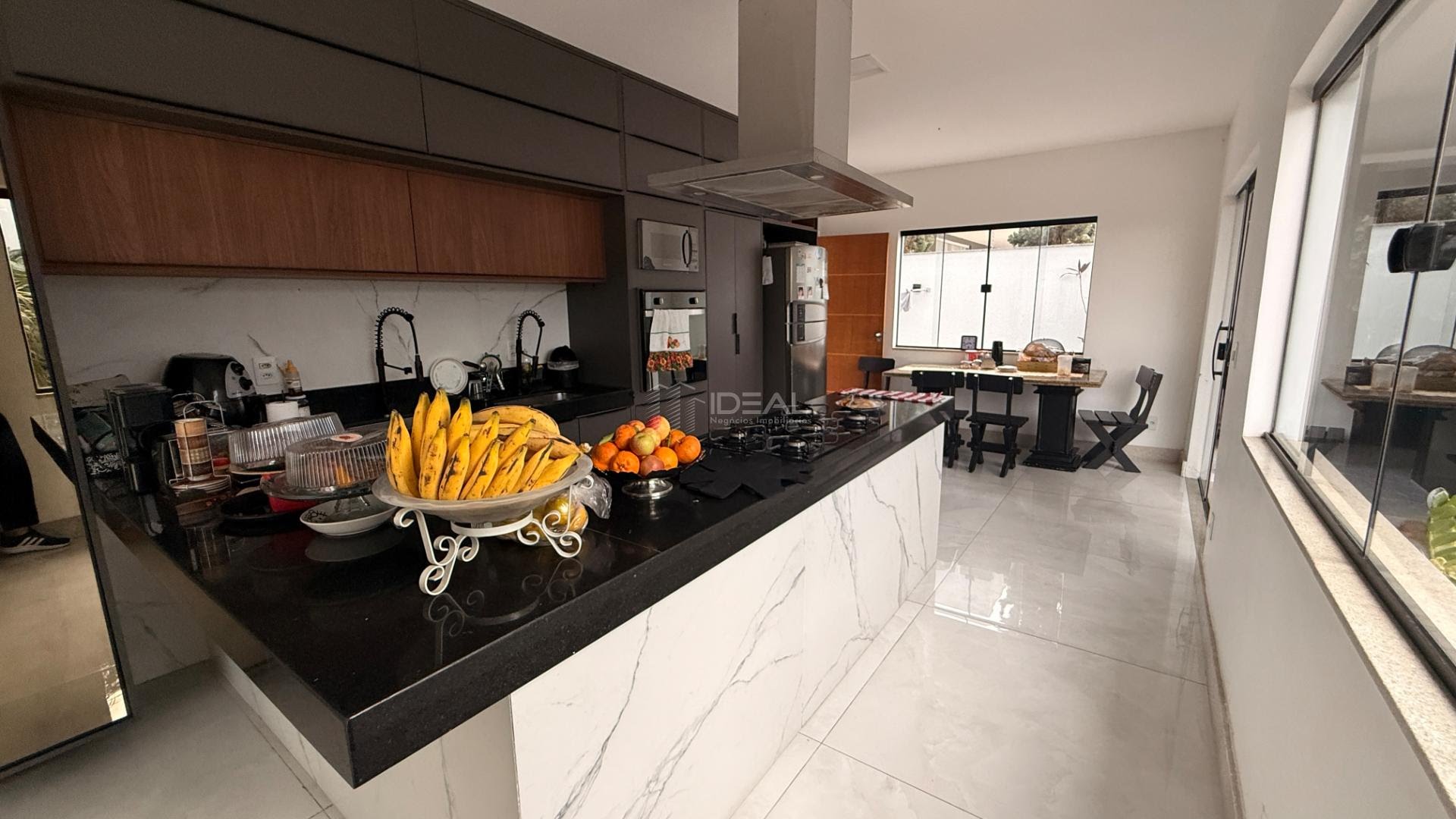 Casa à venda com 5 quartos, 5 suítes, 4 vagas e 400m² no Parque Rodoviario, Campos dos Goytacazes (RJ) — foto 19 de 30