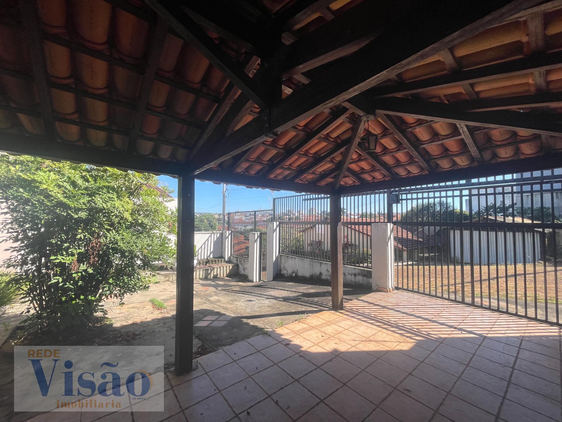 Casa à venda com 3 quartos, 1 suíte e 2 vagas no Alto do Córrego, Paracatu (MG) — foto 20 de 30
