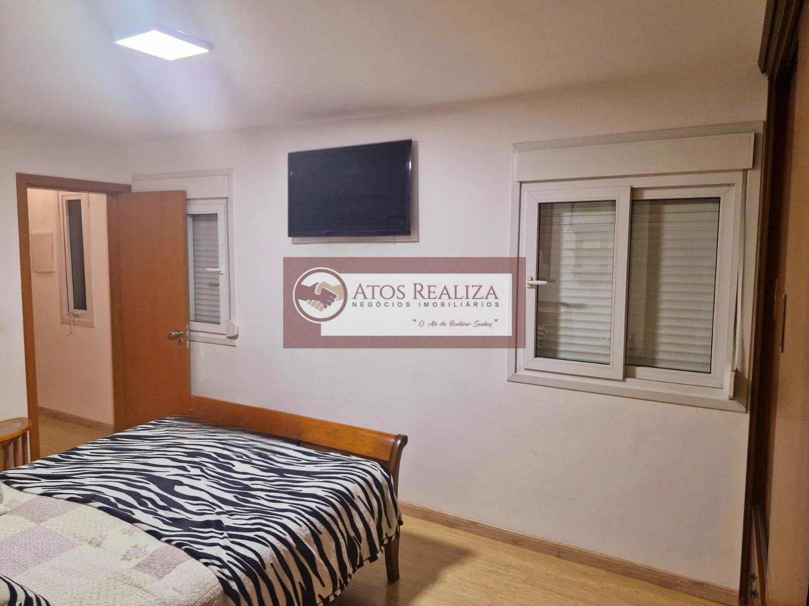Casa para alugar com 2 suítes, 4 vagas e 215m² no Bolsão de Interlagos, São Paulo (SP) — foto 25 de 29