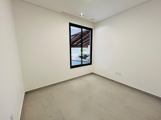 Casa de Condomínio em Parque São Bento -127m2- Com Piscina - 3 dormitórios, 1 suite,vaga coberta. Sorocaba, SP