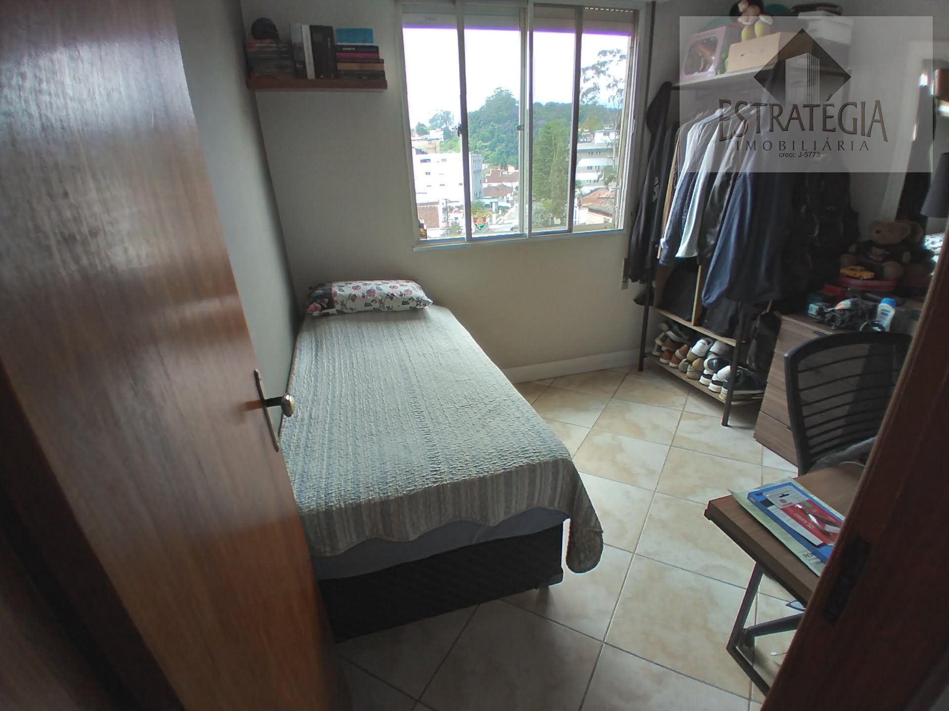 Apartamento à venda com 3 quartos, 1 suíte, 1 vaga e 95m² no Valparaíso, Petrópolis (RJ) — foto 14 de 15