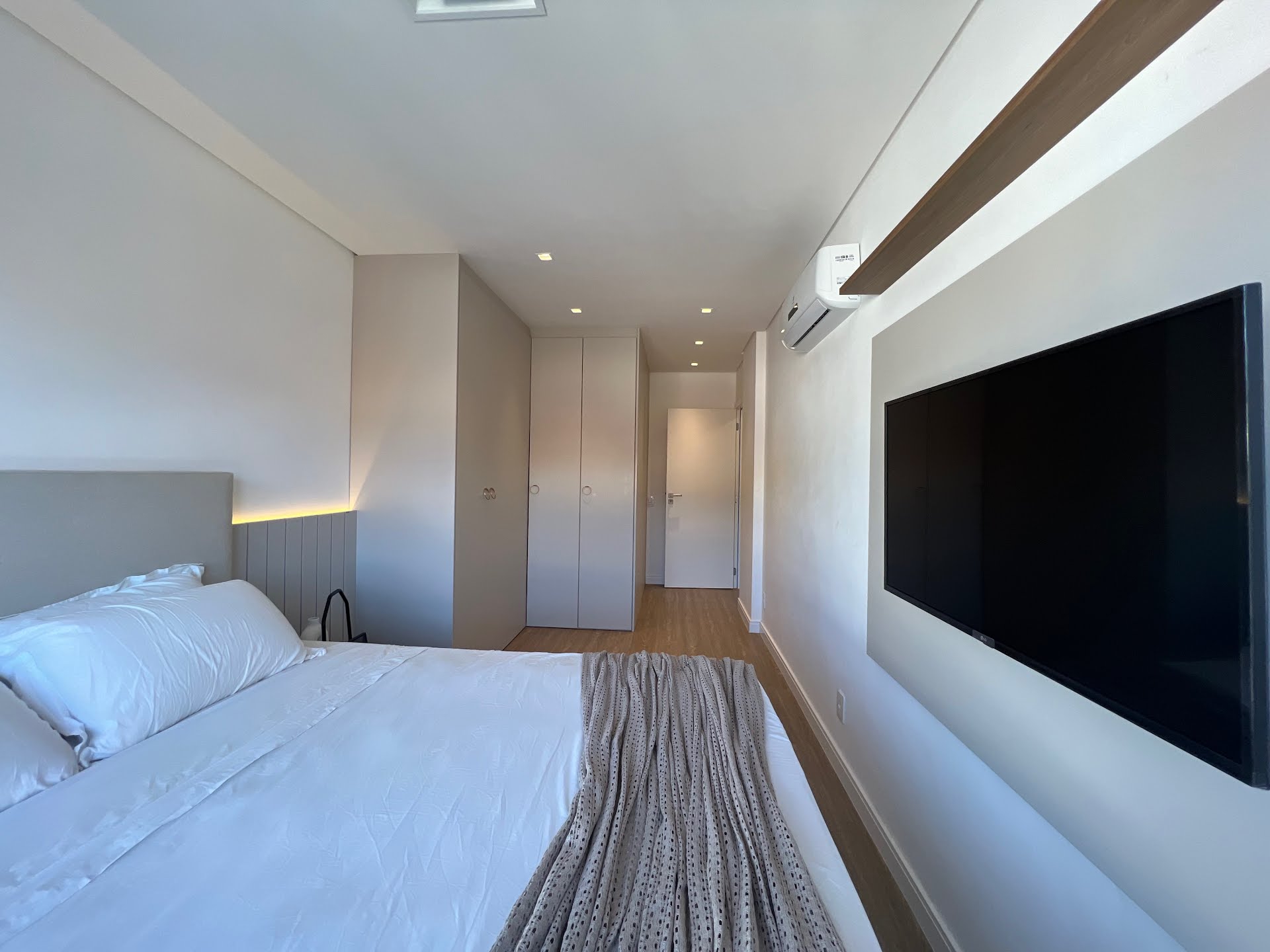 Apartamento à venda com 2 suítes, 1 vaga e 100m² no Jurerê, Florianópolis (SC) — foto 22 de 26