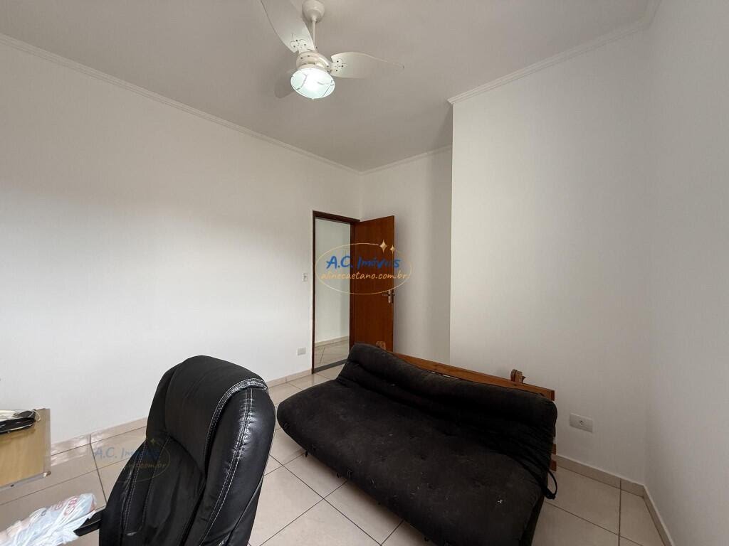 Casa à venda com 3 quartos, 1 suíte, 2 vagas e 177m² no Canto do Forte, Praia Grande (SP) — foto 16 de 19