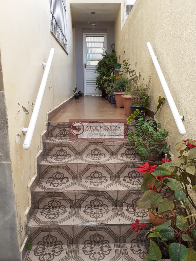 Casa à venda com 3 quartos, 4 banheiros, 2 vagas e 147m² no Jardim Ernestina, São Paulo — foto principal