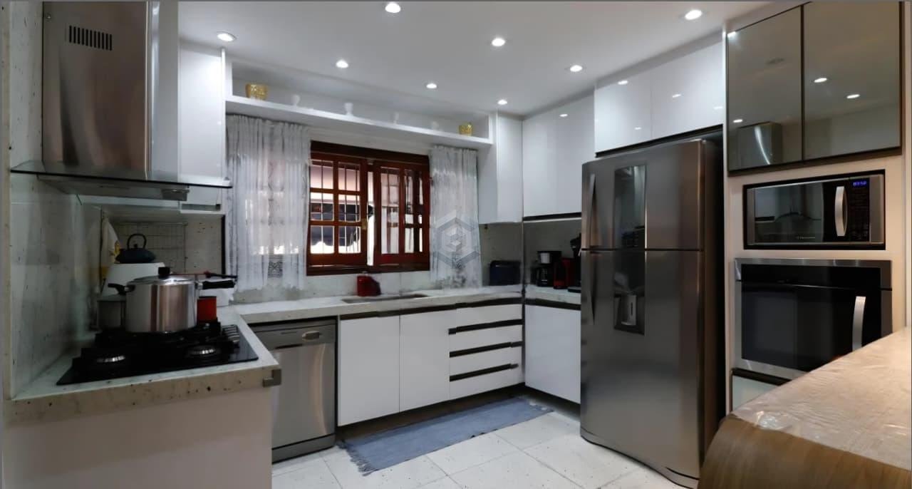 Casa à venda com 4 quartos, 1 suíte e 400m² no Jardim Triana, São Paulo (SP) — foto 30 de 30