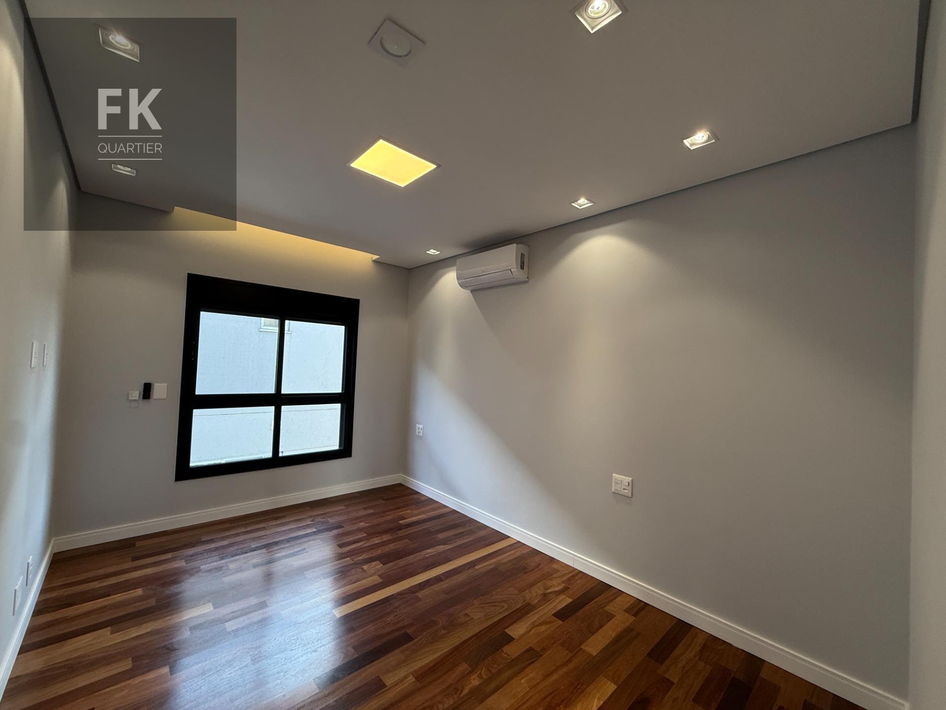 Casa à venda com 4 quartos, 4 suítes, 6 vagas e 441m² no Alphaville, Santana de Parnaíba (SP) — foto 10 de 15