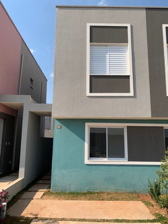 Casa para alugar com 2 quartos, 2 banheiros, 1 vaga e 56m² no Vila dos Ypês, Arujá — foto principal