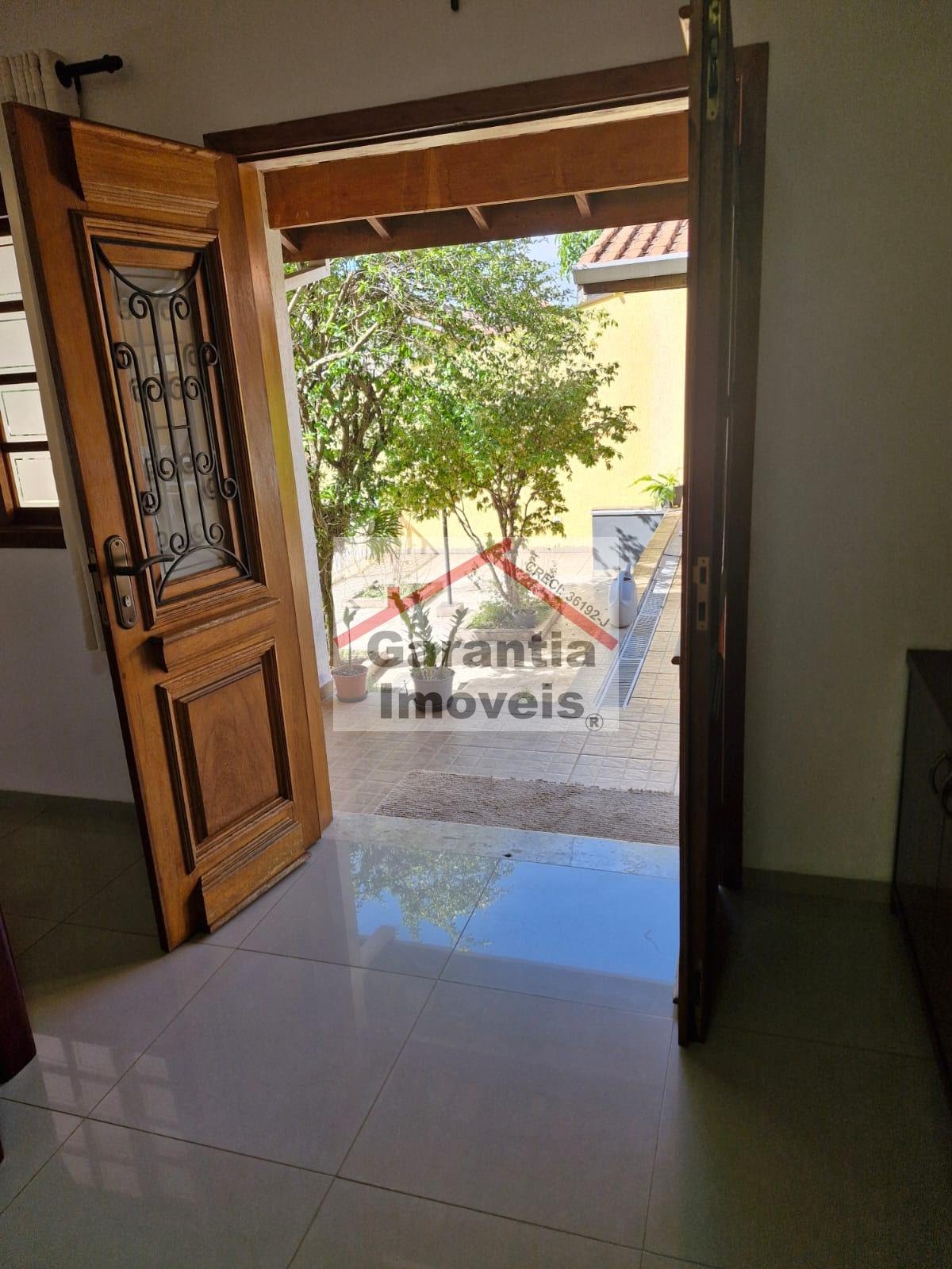 Casa à venda com 5 quartos, 5 suítes, 4 vagas e 420m² no City Bussocaba, Osasco (SP) — foto 20 de 27