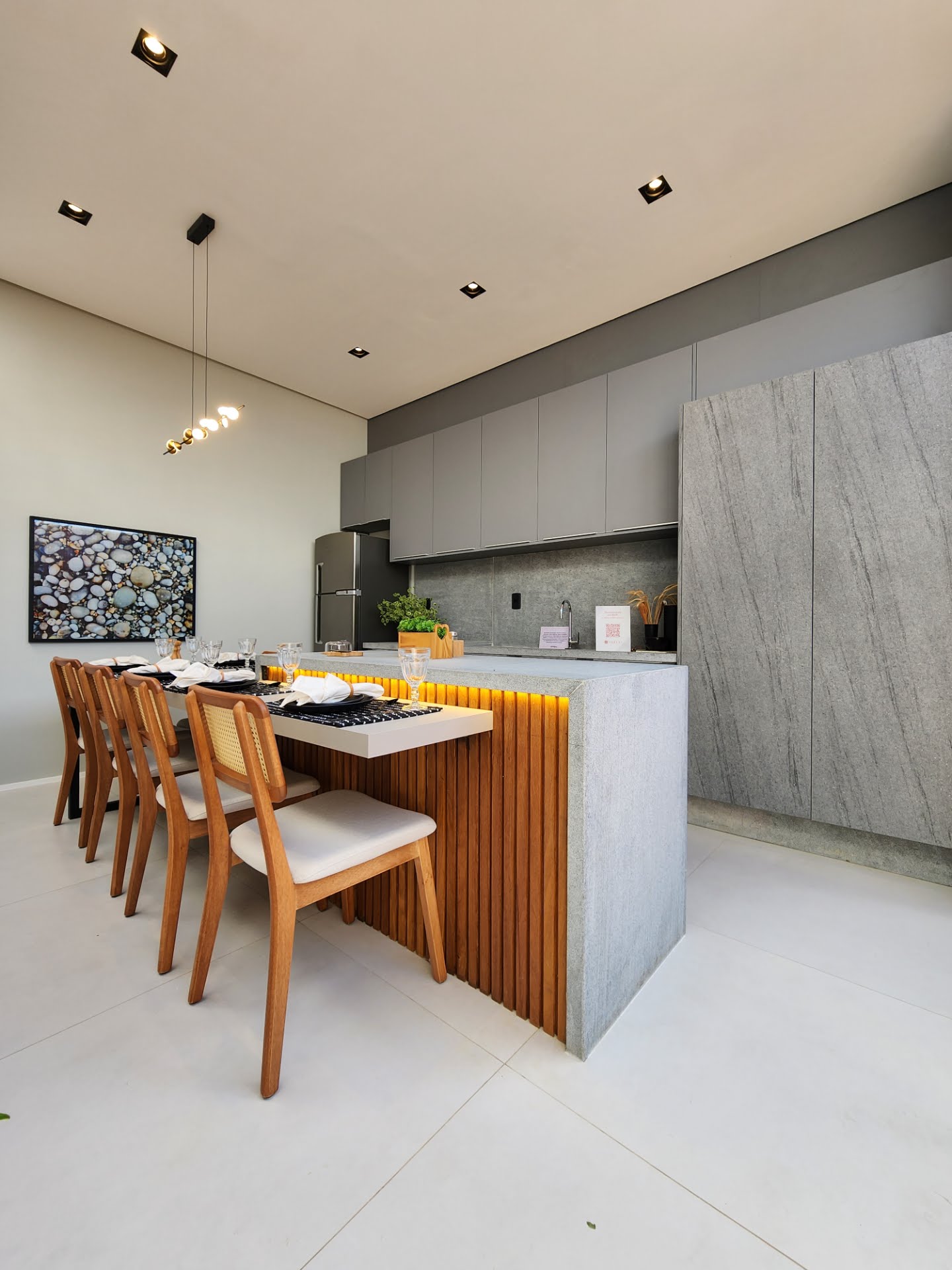Casa à venda com 3 quartos, 3 suítes, 2 vagas e 184m² no Sim, Feira de Santana (BA) — foto 7 de 13