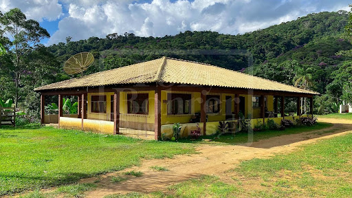 Fazenda em Amparo  -  Nova Friburgo