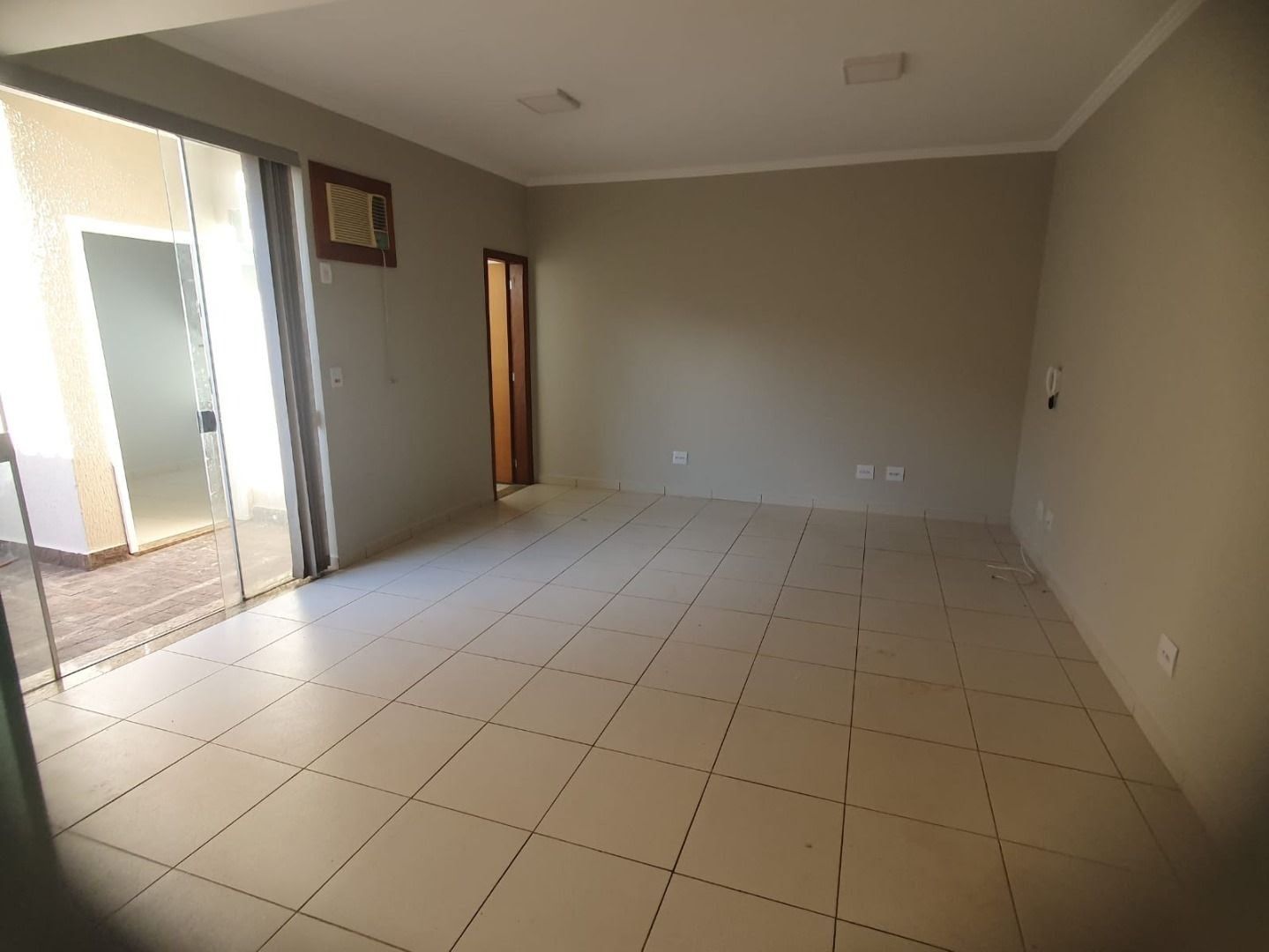 Comercial à venda com 3 banheiros, 1 vaga e 87m² no Nova Ribeirânia, Ribeirão Preto (SP) — foto 8 de 15