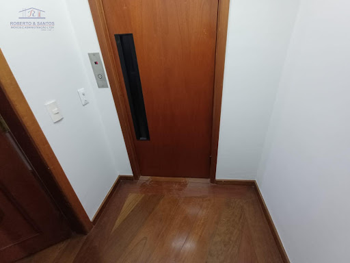 elevador privativo