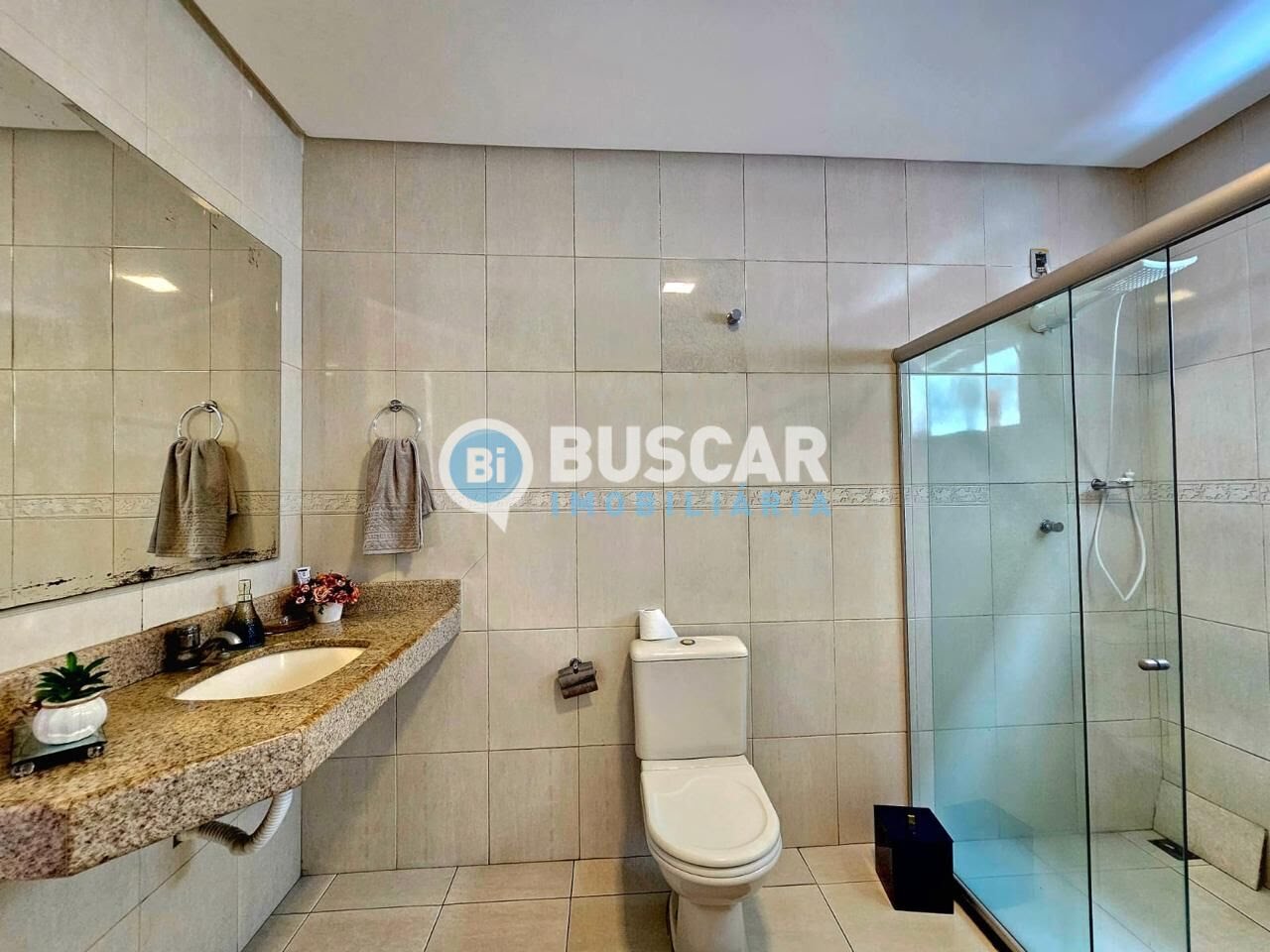 Casa à venda com 4 quartos, 3 suítes, 2 vagas e 450m² no Sim, Feira de Santana (BA) — foto 20 de 30
