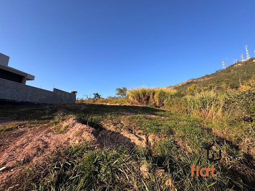 Lote à venda no bairro São José, Pará de Minas por R$ 220 mil