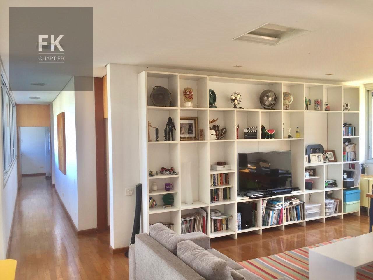 Casa para alugar com 4 quartos, 4 suítes, 7 vagas e 900m² no Residencial Tamboré, Barueri (SP) — foto 9 de 21