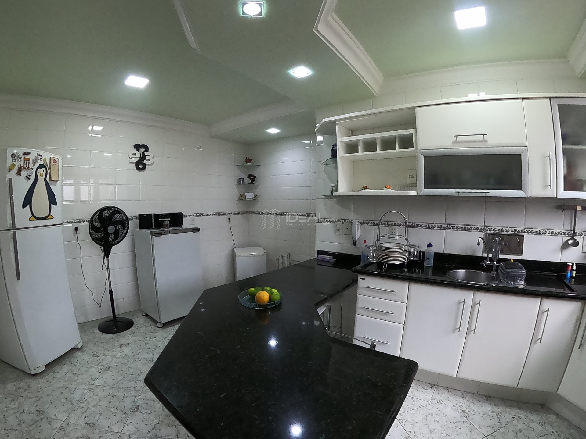Casa à venda com 3 quartos, 2 suítes, 9 vagas e 220m² no Parque Joquei Club, Campos dos Goytacazes (RJ) — foto 11 de 30