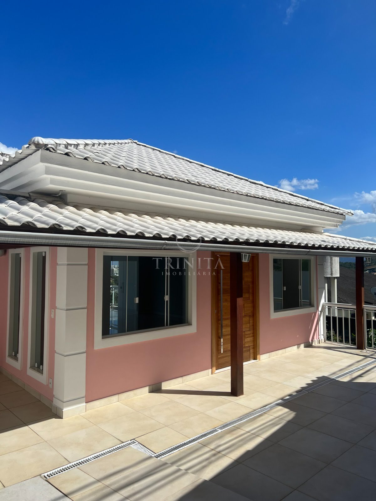 casaduplex - entrada- trinitaimoveis- jacarápagua