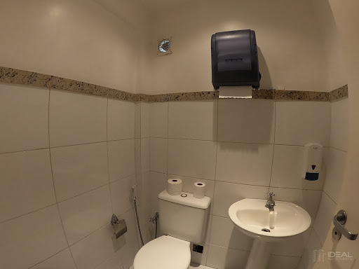Sala comercial para locação no Vip's Center Shopping em Campos dos Goytacazes, RJ. 