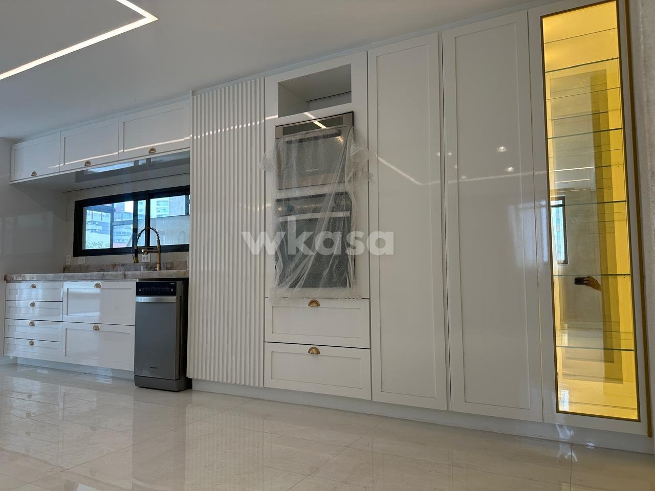 Apartamento à venda com 4 suítes, 4 vagas e 382m² no Praia do Canto, Vitória (ES) — foto 29 de 30