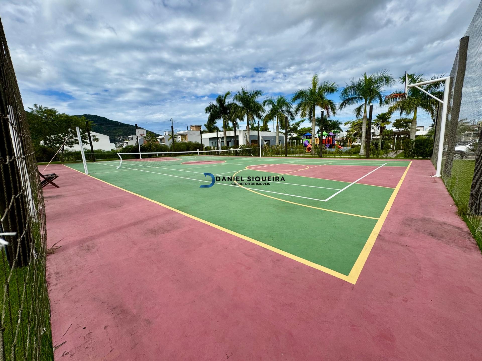 Casa à venda com 3 quartos, 1 suíte, 2 vagas e 196m² no Bairro Deltaville, Biguaçu (SC) — foto 28 de 30