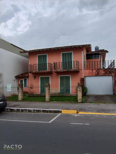 Casa em Centro  -  Araranguá