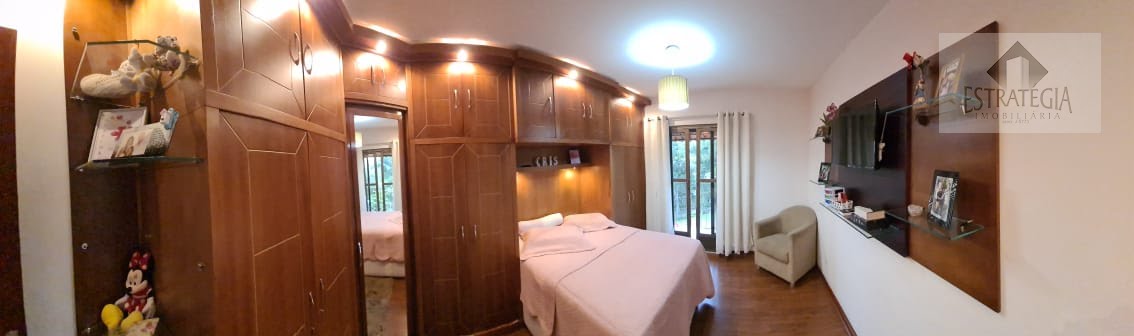 Casa à venda com 3 quartos, 1 suíte, 2 vagas e 170m² no Morin, Petrópolis (RJ) — foto 5 de 19