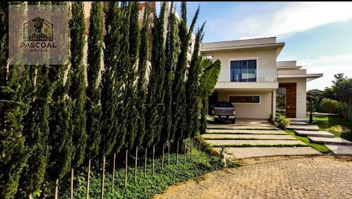 "Casa no Condomínio Granja Corriente- 5 Dormitórios à Venda"