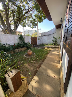 Casa em Horto  -  Campos dos Goytacazes