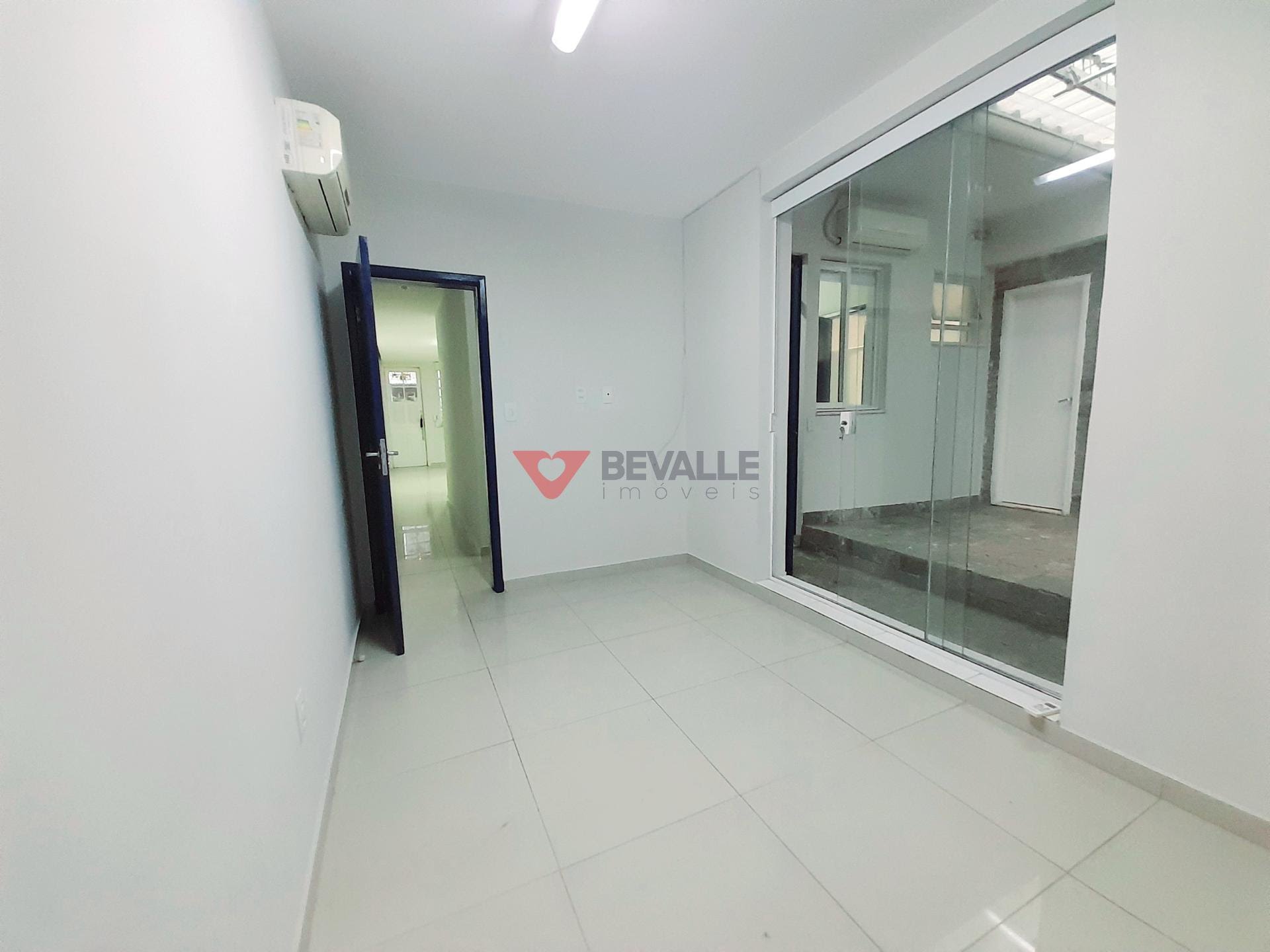Apartamento à venda com 4 quartos, 3 banheiros e 154m² no Ipanema, Rio de Janeiro (RJ) — foto 30 de 30
