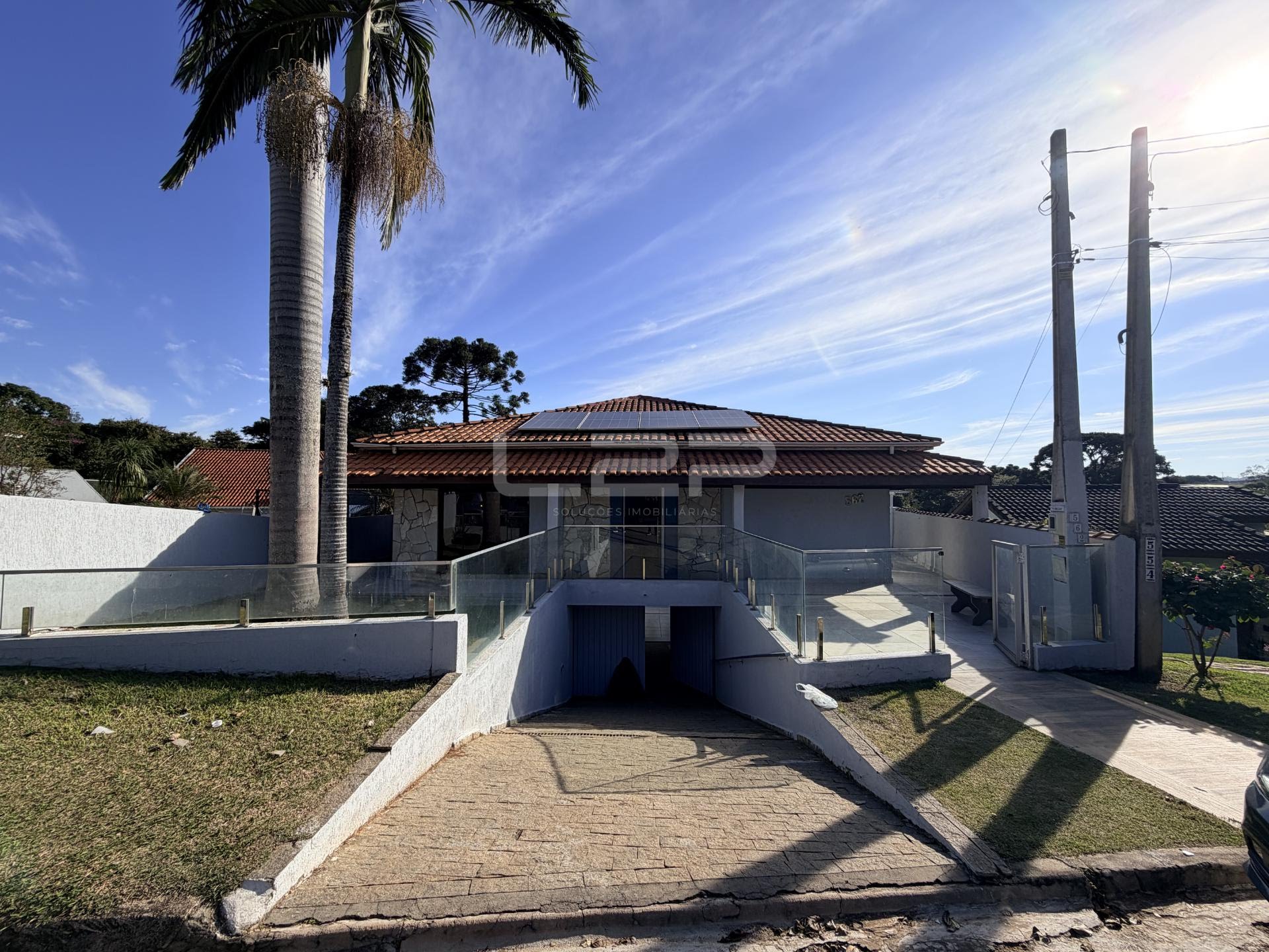 Casa à venda com 3 quartos, 2 suítes, 5 vagas e 307m² no Do Pinherinho, Itupeva (SP) — foto 2 de 30
