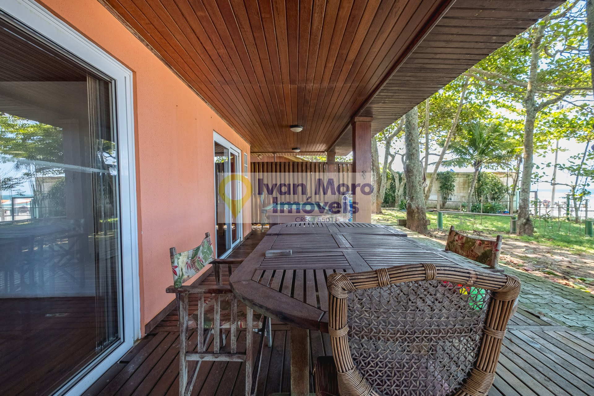 Casa à venda com 10 quartos, 7 suítes, 4 vagas e 554m² no Ingleses do Rio Vermelho, Florianópolis (SC) — foto 4 de 30