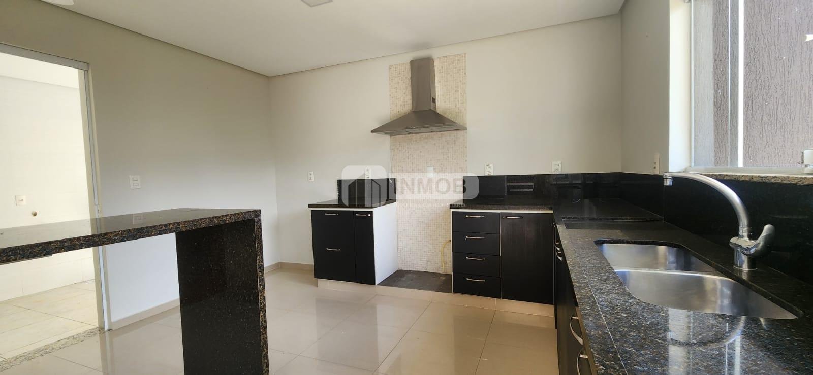Casa à venda com 3 quartos, 3 suítes, 2 vagas e 250m² no Castelos, Tremembé (SP) — foto 9 de 30
